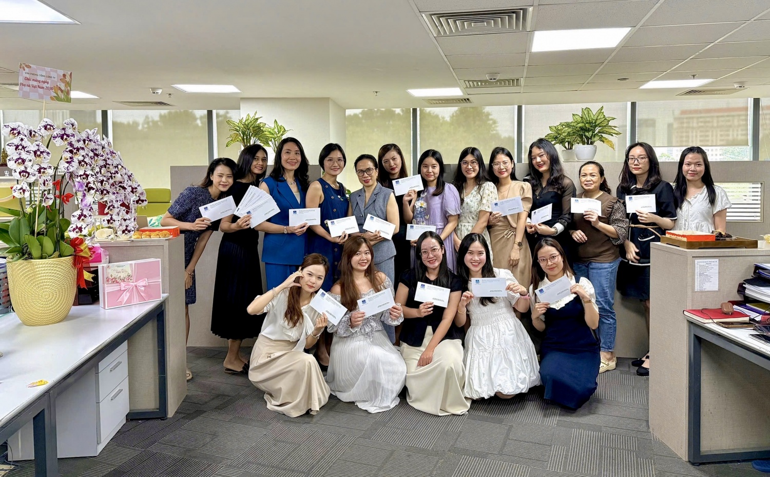 The Colors Of October 20 At Petrosetco And Its Member Units