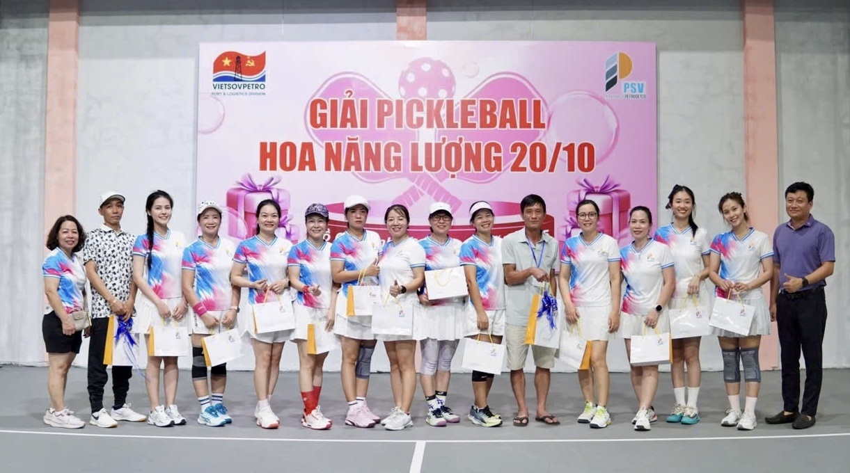 The Colors Of October 20 At Petrosetco And Its Member Units