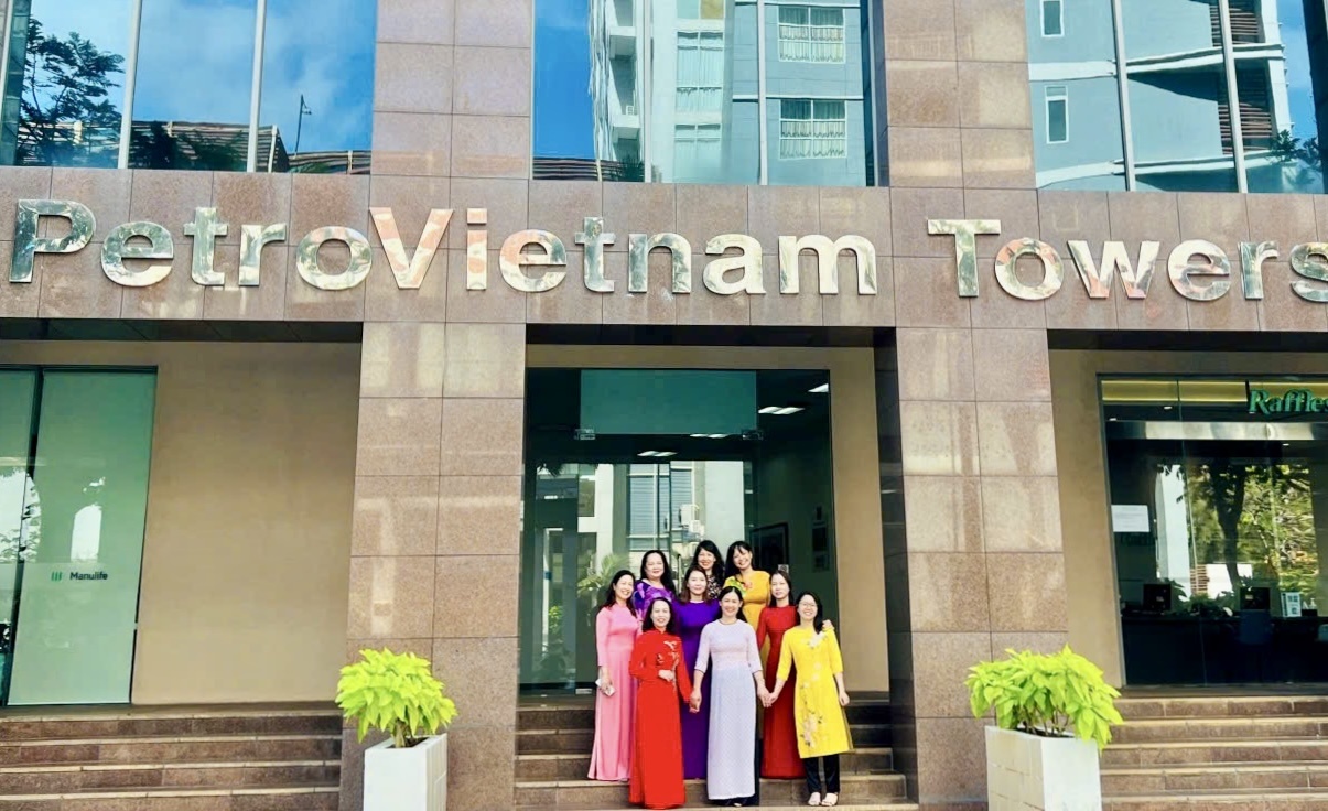 The Colors Of October 20 At Petrosetco And Its Member Units